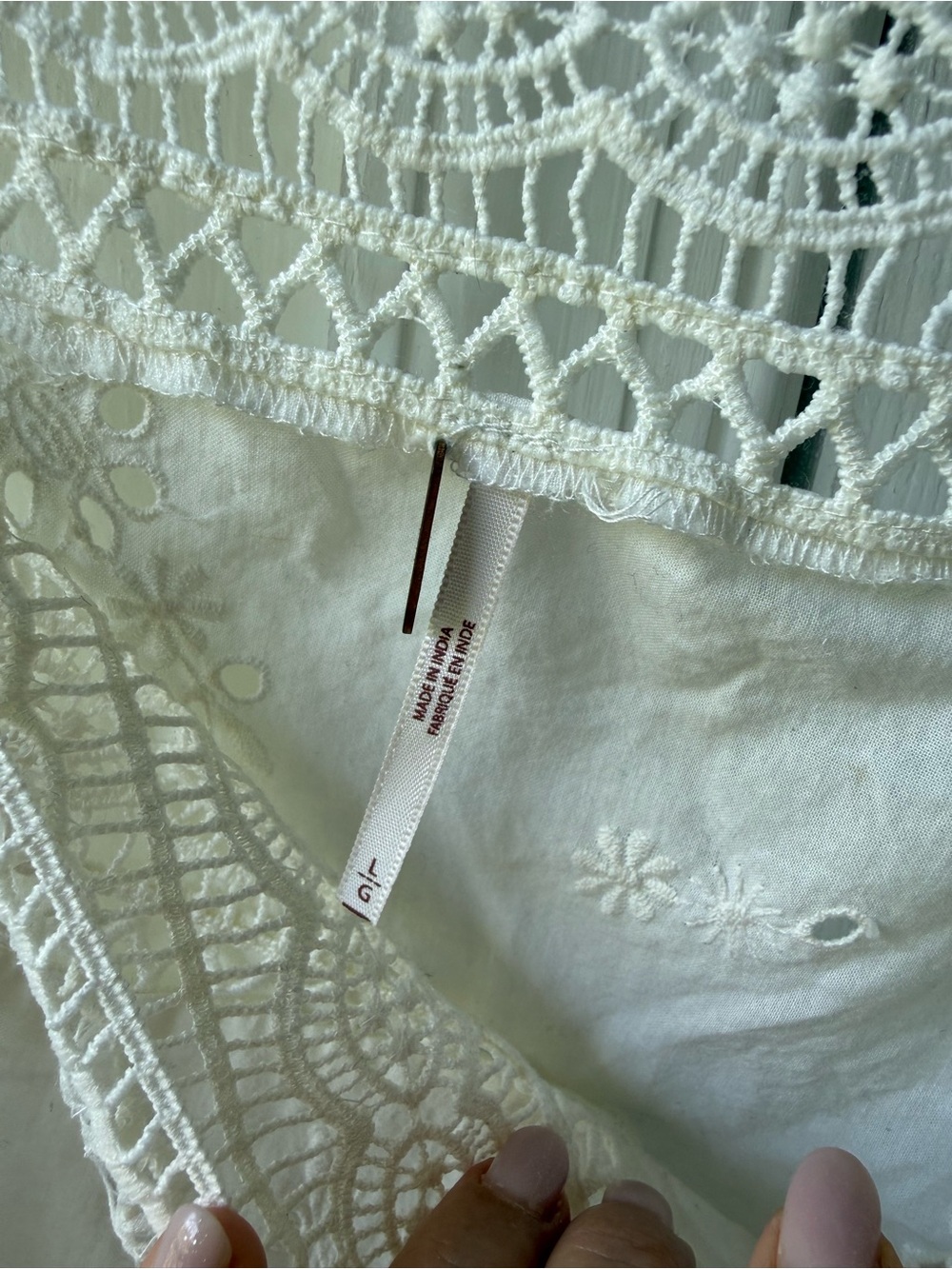 Free People Garden Party Cami Sz L Ivory Boho Cottage Festival Eyelet Lace top - Picture 7 of 9